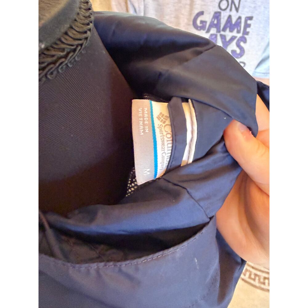 Columbia Hooded Raincoat - Picture 5 of 5